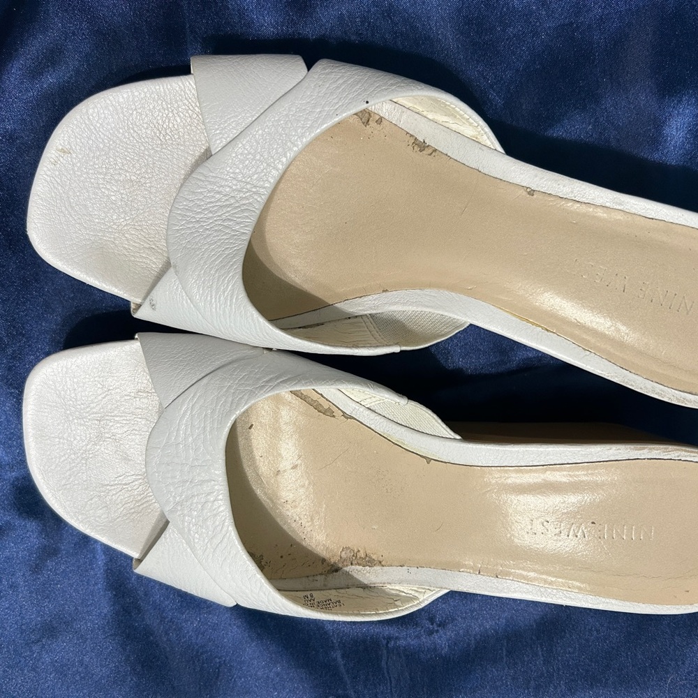 Nine West Cream/White Women's Mules